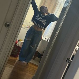 Meet your Posher, Ari